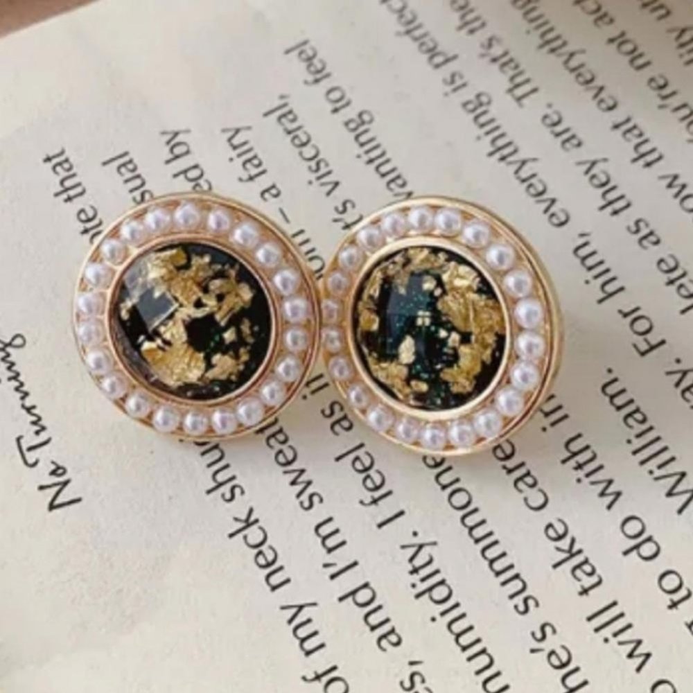 Clip On Round Gold Flakes Pearl Detailed Earrings